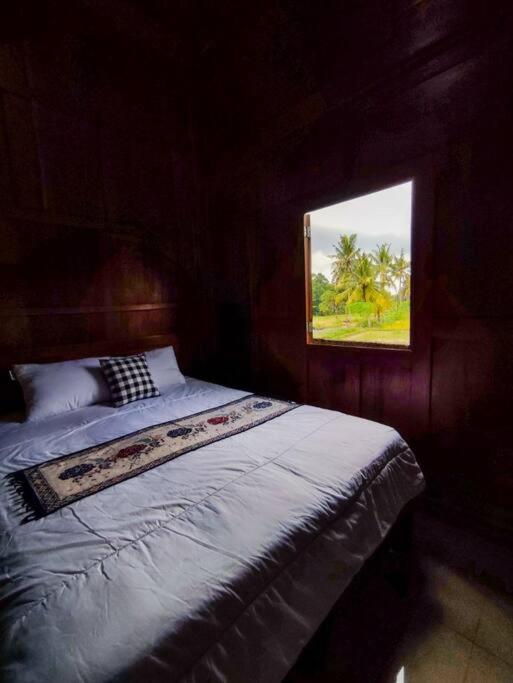 Ndalem Arsita Villa Jogjakarta Buitenkant foto